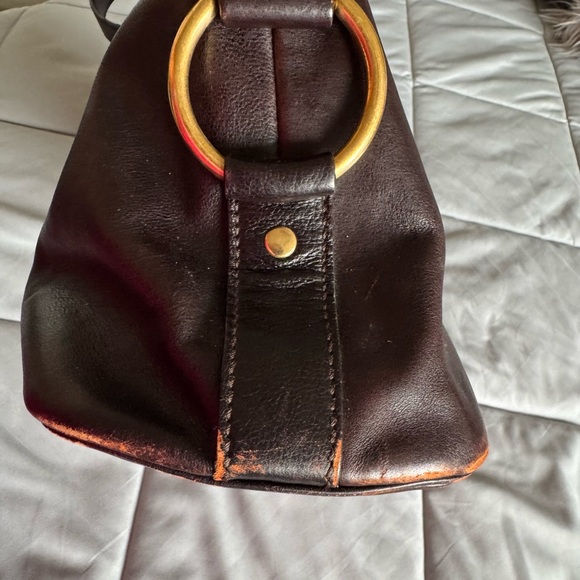 YSL Yves Saint Laurent Vintage Dark Brown Leather Handbag with Lock and Keys - Picture 6 of 13